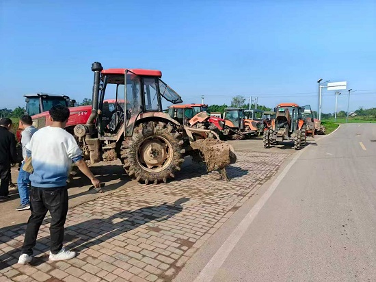 岳池县农业农村局：开展2025年度农机安全集中检验