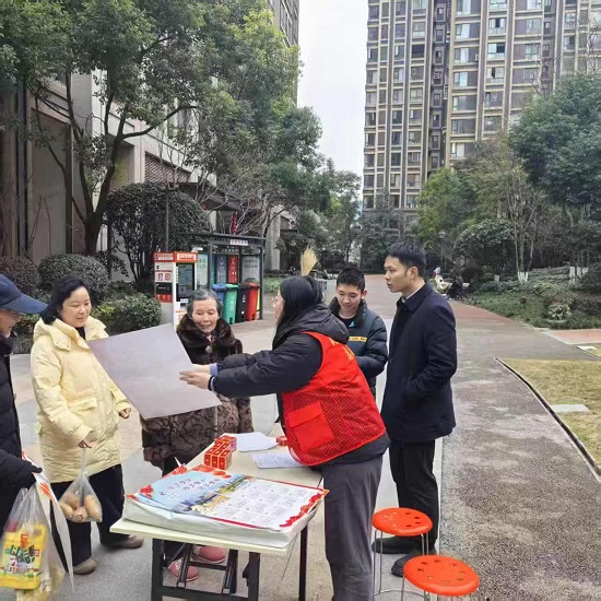 南充市顺庆区潆溪街道同德社区：宣讲助文明  平安迎新春